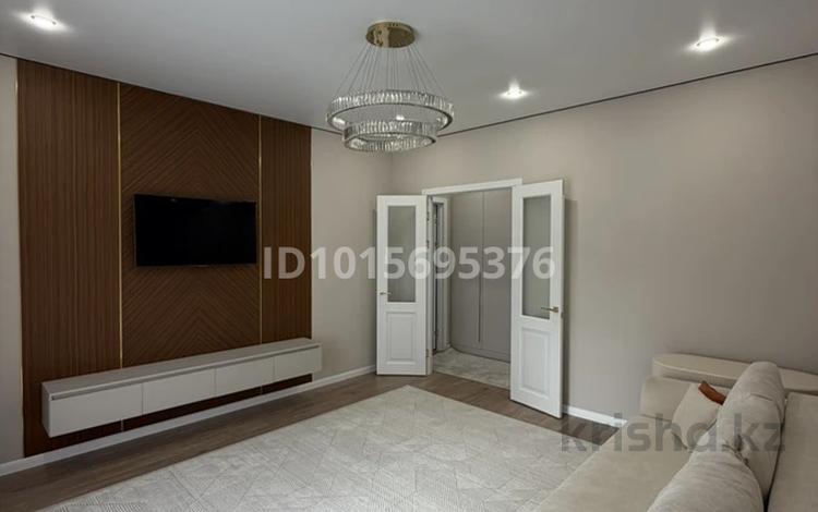2-бөлмелі пәтер · 65 м² · 3/9 қабат, Жумекен Нажимеденов 28, бағасы: 53 млн ₸ в Астане, Сарайшык р-н — фото 2