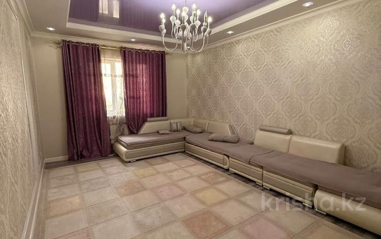 2-бөлмелі пәтер · 82.6 м² · 10/17 қабат, Кунаева 91, бағасы: 39 млн ₸ в Шымкенте, Аль-Фарабийский р-н — фото 5