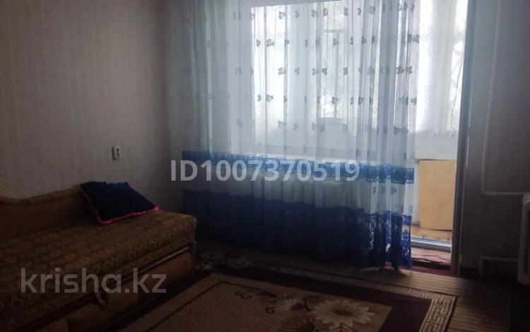 1-комнатная квартира · 35 м² · 1/9 этаж, 70 квартал 9 — магазин мебельный дом за 8.5 млн 〒 в Темиртау — фото 2