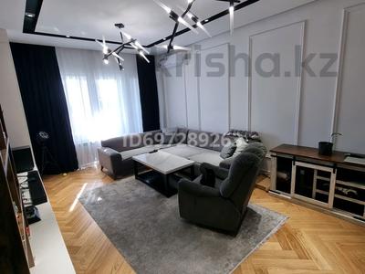 3-комнатная квартира, 100 м² помесячно, Алтын ауыл 8/1 за 390 000 〒 в Каскелене