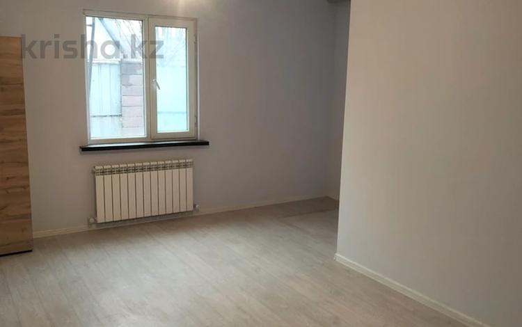 1-комнатная квартира · 27 м² · 1/1 этаж, мкр Калкаман-2 14 за 120 000 ₸ в Алматы, Наурызбайский р-н — фото 2
