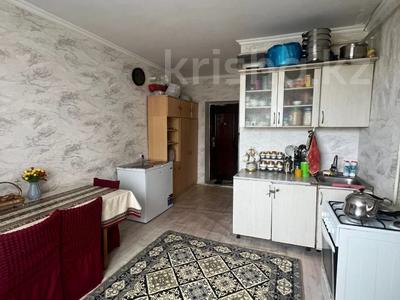 2-бөлмелі пәтер · 45 м² · 5/5 қабат, мкр Шанхай, Рыскулова, бағасы: 9 млн ₸ в Актобе