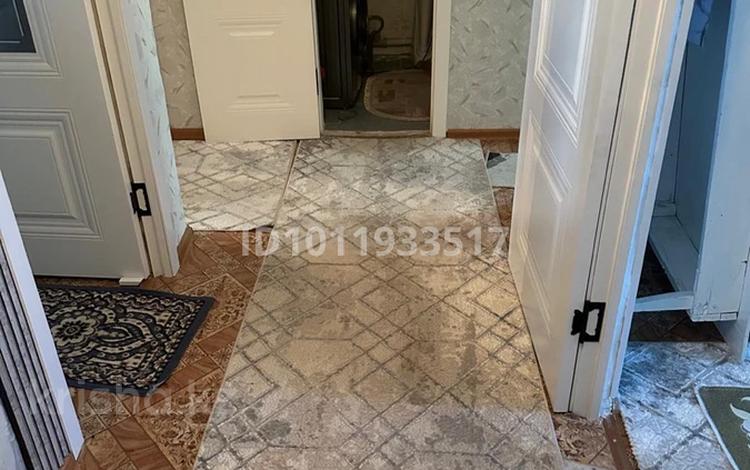 3-бөлмелі пәтер · 70 м² · 3/5 қабат, 2-й мкр. 27, бағасы: 12.5 млн ₸ в Жанатасе — фото 2