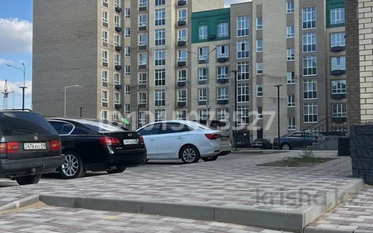 1-комнатная квартира · 37.8 м² · 6/9 этаж, ​067-й учетный квартал 3 — ЖК Сармат 3 мкр мәңгілік за 14 млн ₸ в Караганде, Алихана Бокейханова р-н — фото 2