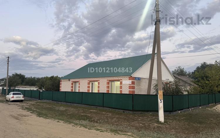 Отдельный дом · 4 комнаты · 150 м² · 1 сот., ул. Айтеке Би Байбекулы 57 за 13 млн ₸ в Актюбинской обл. — фото 2