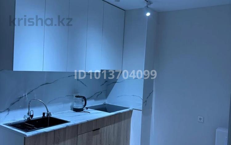 1-бөлмелі пәтер · 40 м² · 2/9 қабат, Райымбек батыра 161Б, бағасы: 200 000 ₸ в  — фото 2