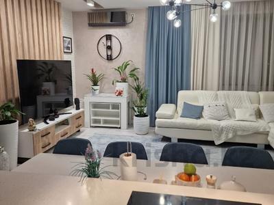 3-бөлмелі пәтер · 108 м² · 4/5 қабат, Дружбы Народов 2/4, бағасы: 60.5 млн ₸ в Усть-Каменогорске