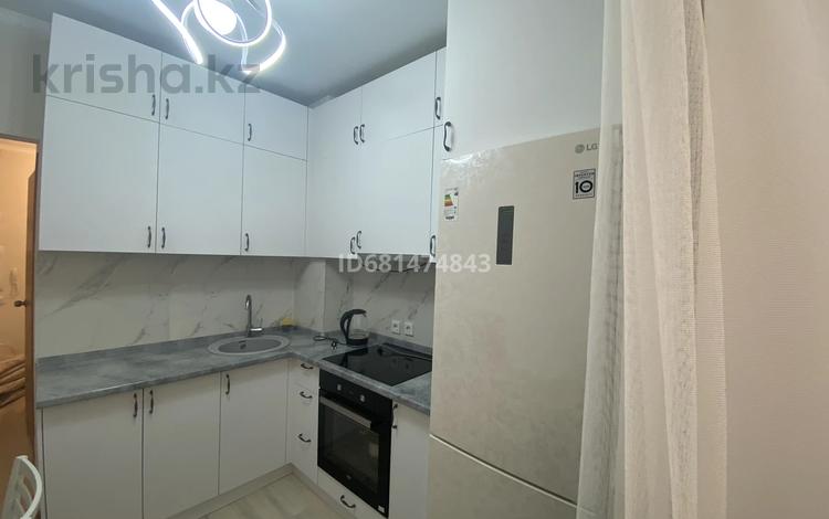 1-комнатная квартира · 37 м² · 3/10 этаж, Мукан Толебаев 25 за 180 000 ₸ в Астане — фото 4
