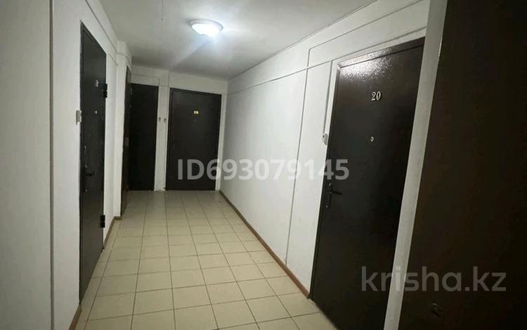 2-бөлмелі пәтер · 60 м² · 3/9 қабат, Нур Актобе 13 г — Сити 4 микрорайон 13 Г дом.Возле школы возле гипермаркет Дины, бағасы: 18.2 млн ₸ — фото 2