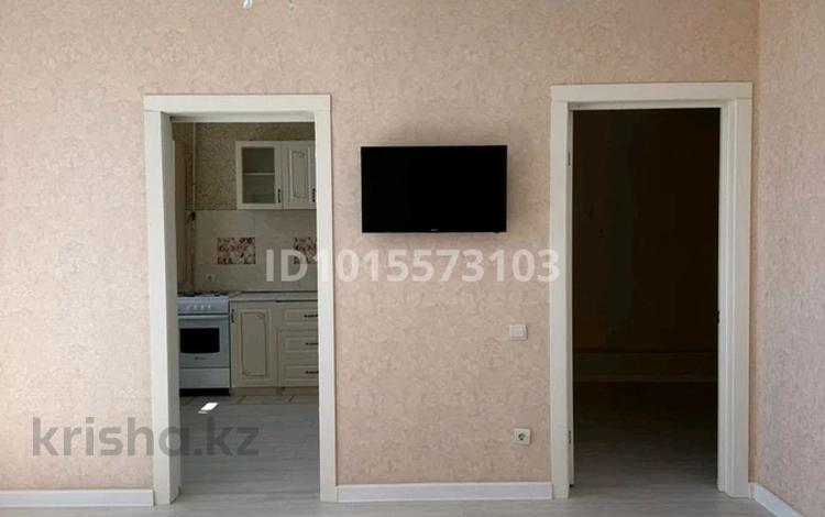 2-бөлмелі пәтер · 60 м² · 4/5 қабат, 4 ш/а 27/2, бағасы: 19 млн ₸ в Уральске, мкр 4 — фото 2
