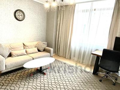 4-бөлмелі пәтер · 130 м² · 18/20 қабат, Кабанбай Батыра 43 А — Орынбор, бағасы: 800 000 ₸ в Астане, Есильский р-н