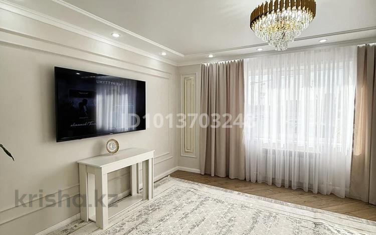 3-комнатная квартира · 72 м² · 1/25 этаж, Микрорайон Байкена Ашимова 22 за 37 млн ₸ в Караганде, Казыбек би р-н — фото 2