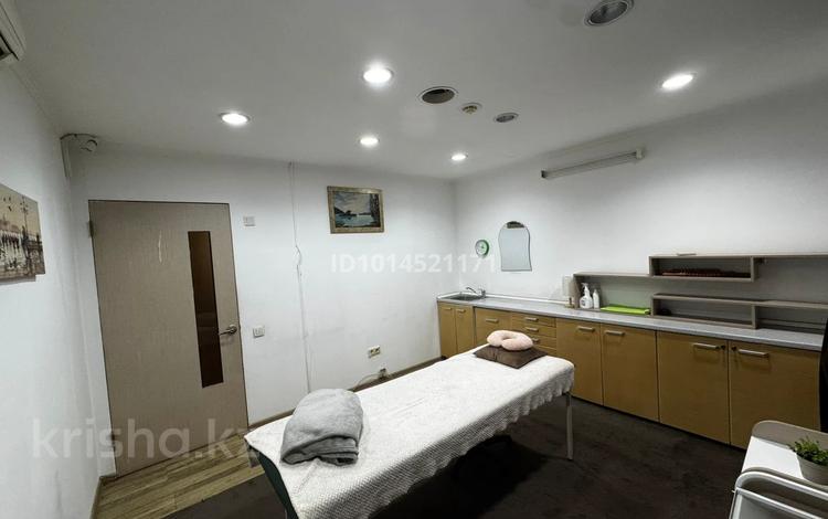 Кабинеты и рабочие места · 12 м² за 180 000 ₸ в Алматы — фото 2