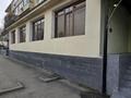 Свободное назначение, офисы, магазины и бутики, склады, салоны красоты, фитнес и спорт, медцентры и аптеки, образование, развлечения, конференц-залы, кабинеты и рабочие места, студии · 60 м² за 200 000 ₸ в Алматы, Наурызбайский р-н — фото 4