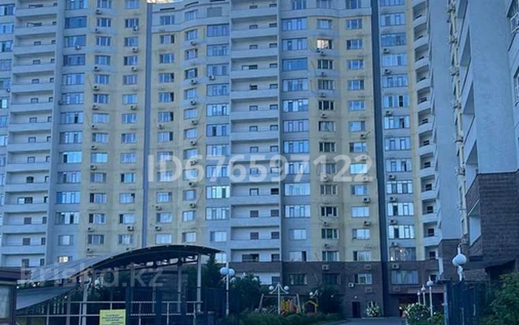 2-комнатная квартира, 78 м², 2/16 этаж посуточно, Навои 37 за 23 000 〒 в Алматы, Бостандыкский р-н — фото 2