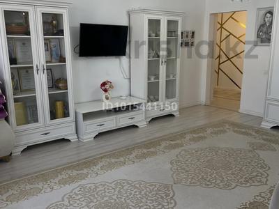 1-бөлмелі пәтер · 62 м² · 4/5 қабат, Алтын орда ш/а., Батыс 2 9/5, бағасы: 25 млн ₸ в Актобе, мкр. Алтын орда