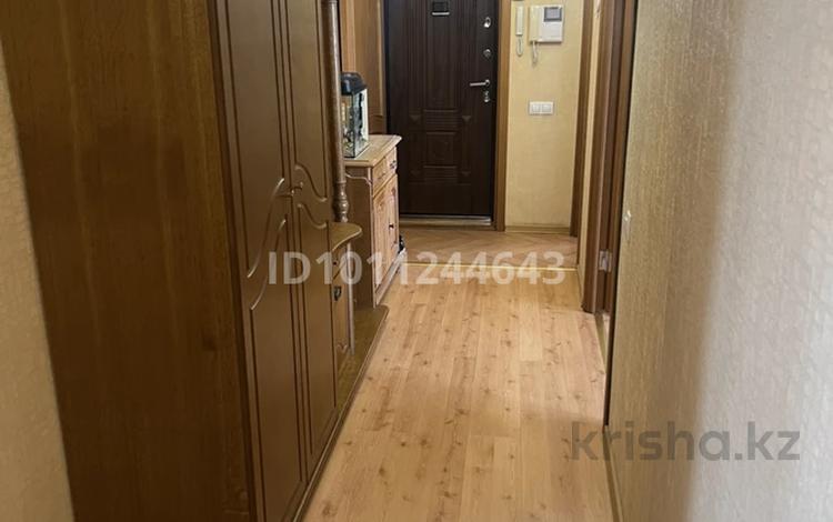 4-бөлмелі пәтер · 80 м² · 8/9 қабат, Славского 20 — Славского-Ауезова, бағасы: 52 млн ₸ в Усть-Каменогорске — фото 2