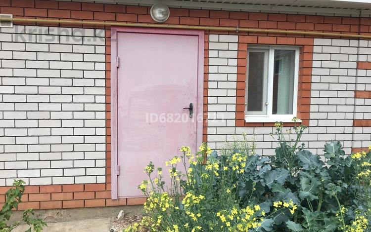 Отдельный дом · 2 комнаты · 30 м² · 10 сот., Жанаконыс 25 — Магазин по пути за 45 000 〒 в Актобе, жилой массив Жанаконыс — фото 2