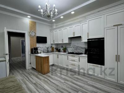 4-бөлмелі пәтер · 134.7 м² · 8/10 қабат, мкр. Алтын орда, Молдагуловой, бағасы: 58.2 млн ₸ в Актобе