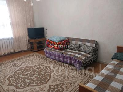 1-комнатная квартира · 34 м² · 2/5 этаж, Абулхаирхана — Бизнес центр мир за 8 500 ₸ в Актобе