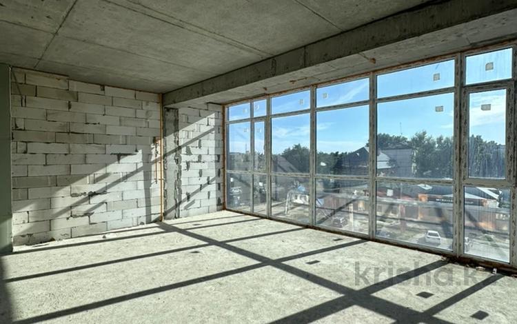 4-комнатная квартира · 136.7 м² · 4/10 этаж, Громовой за 39 млн ₸ в Уральске — фото 2