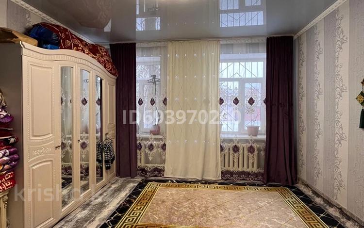 3-бөлмелі пәтер · 54.5 м² · 1/2 қабат, Назарбева 115 — Лендовски, бағасы: 10 млн ₸ в Уральске — фото 25