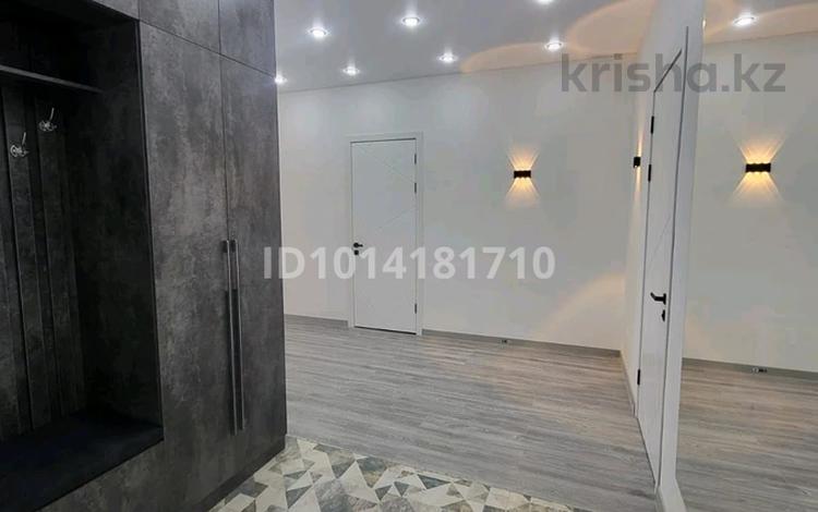 2-комнатная квартира · 75 м² · 7/9 этаж, Е429 6 за 280 000 ₸ в Астане, Нура р-н — фото 2
