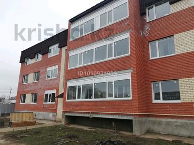 1-бөлмелі пәтер · 40 м² · 1/3 қабат, Юго-восток — Гипермаркет "Дина", бағасы: 10 млн ₸ в Уральске