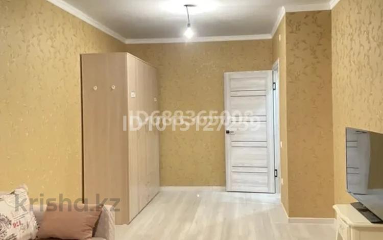 1-комнатная квартира · 42 м² · 8/12 этаж, Бейбарыс Султан 25/1 за 24 млн ₸ в Астане, Сарыарка р-н — фото 2