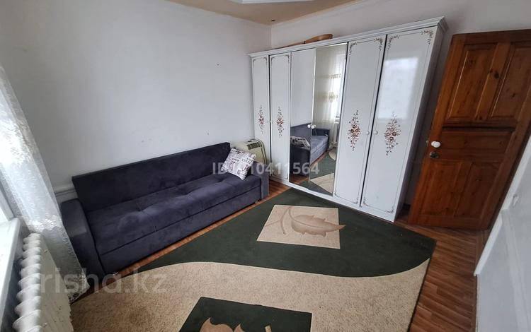 2-бөлмелі пәтер · 57.2 м² · 3/5 қабат, Карахан 3 24, бағасы: 150 000 ₸ в Таразе — фото 2