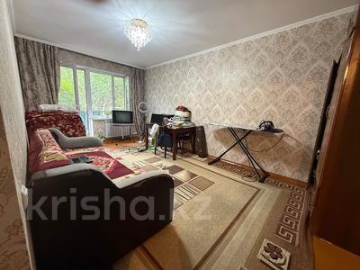 Продажа квартир в Жетысу обл.: 1-комнатная квартира · 33 м² · 2/5 этаж, Самал 37 за 9.3 млн 〒 1-комнатная квартира · 33 м² · 2/5 этаж, Самал 37 за 9.3 млн 〒 в Талдыкоргане, мкр Самал