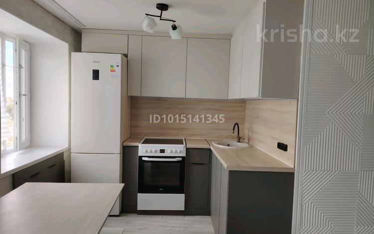 2-комнатная квартира · 45 м², Ғарышкерлер 23 за 250 000 ₸ в Жезказгане — фото 2