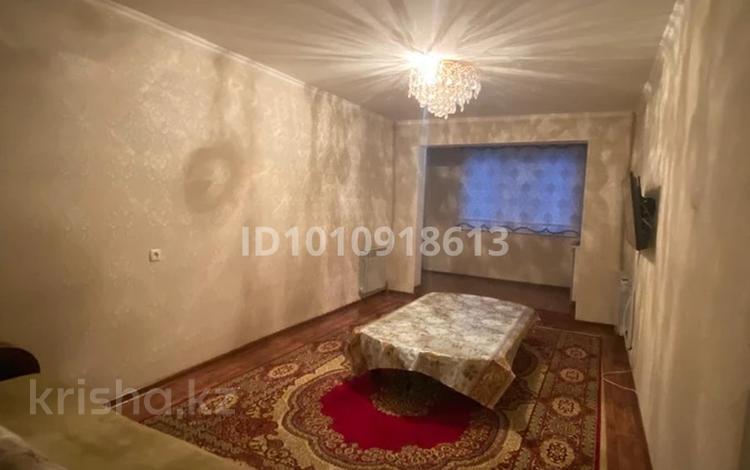 2-бөлмелі пәтер · 56 м² · 3/5 қабат, мкр Восток 12, бағасы: 150 000 ₸ в Шымкенте, Аль-Фарабийский р-н — фото 7