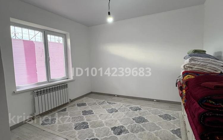 Отдельный дом · 3 комнаты · 100 м² · 8 сот., мкр Нуршуак, Қарақұм 3314 — Мектептің көшесі за 30 млн ₸ в Шымкенте, Абайский р-н — фото 2