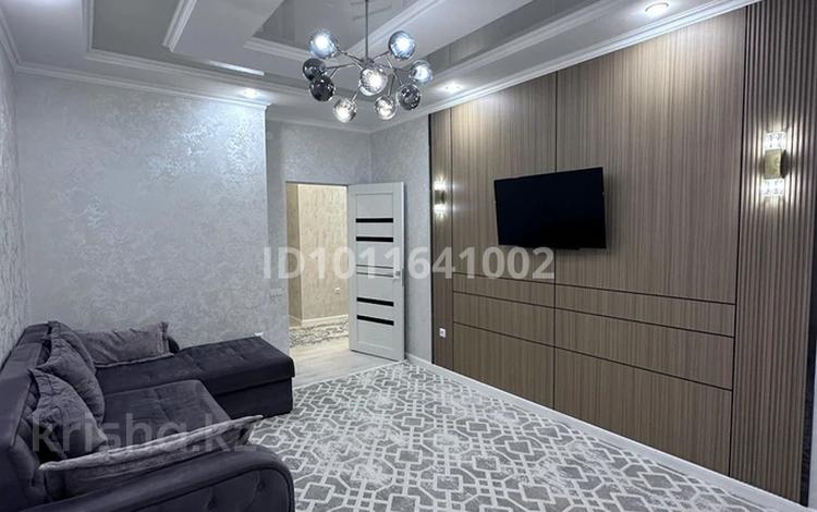 2-бөлмелі пәтер · 60 м² · 11/11 қабат, 16-й мкр 44 — ЖК Абырой, бағасы: 23 млн ₸ в Актау — фото 3