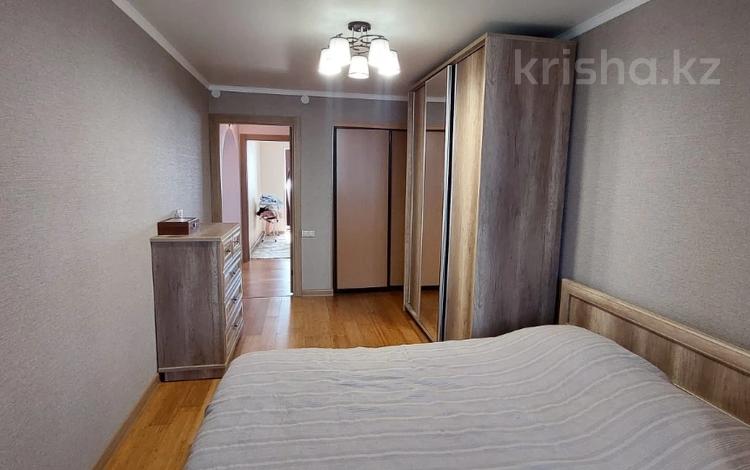 4-комнатная квартира · 111 м² · 7/10 этаж, Сатпаева 50/1 за 53 млн ₸ в Усть-Каменогорске — фото 12
