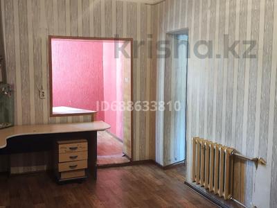 3-комнатная квартира, 71 м², 2/4 этаж, Маилыкожа 18 за 28 млн 〒 в Шымкенте, Аль-Фарабийский р-н