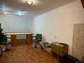 5-комнатная квартира · 96.8 м² · 1/5 этаж, мкр Юго-Восток, сатыбалдина за 25 млн ₸ в Караганде, Казыбек би р-н — фото 12