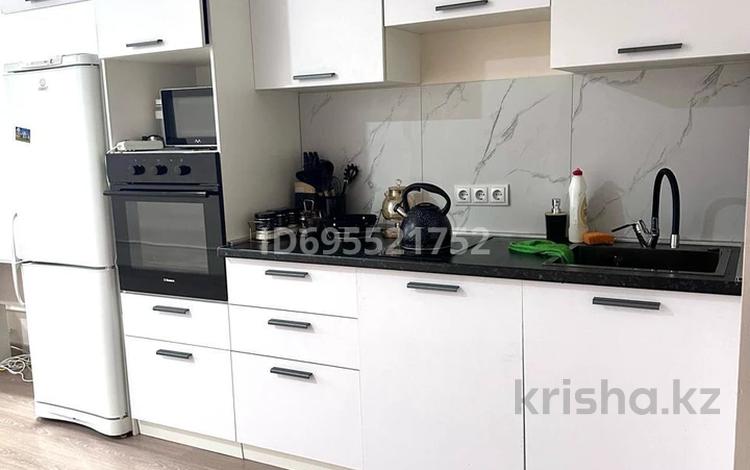 1-комнатная квартира · 33 м² · 10/10 этаж, Толе би 285/8 к1 — Пересечение толе би и утеген батыра за 250 000 ₸ в Алматы, Ауэзовский р-н — фото 2