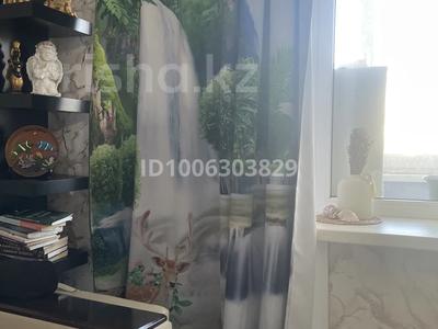 4-комнатная квартира · 72 м² · 6/6 этаж, 50 лет Октября 102в за 170 000 〒 в Рудном