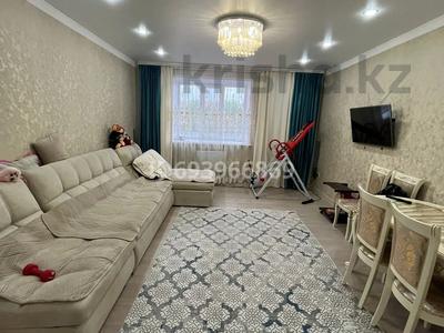 2-комнатная квартира, 74 м², 3/9 этаж, исы байзакова 133 за 35.5 млн 〒 в Павлодаре