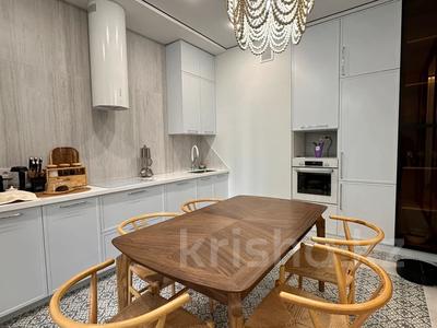 4-комнатная квартира, 112 м², 1/15 этаж, Манаса 109а за 135 млн 〒 в Алматы, Алмалинский р-н