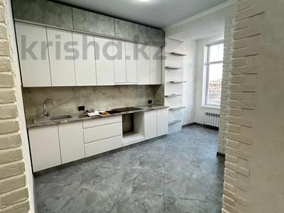 1-комнатная квартира · 41.8 м² · 4/10 этаж, мкр Юго-Восток, микрорайон Байкена Ашимова 21 за 24 млн 〒 в Караганде, Казыбек би р-н