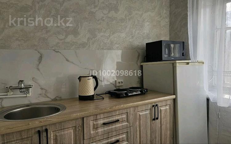 1-комнатная квартира · 31.5 м² · 3/3 этаж, 71квартал 4 — Мамай Батыра,Ч.Валиханова,маг. Нурия за 10 000 ₸ в Семее — фото 2