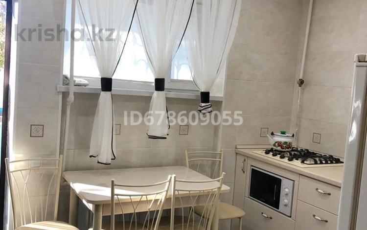 2-бөлмелі пәтер · 49 м², 11-ш/а. 19, бағасы: 15 000 ₸ в Актау, 11-й мкр — фото 9