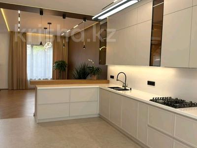 Отдельный дом · 5 комнат · 250 м² · 8 сот., мкр Ерменсай, Мкр. Ерменсай за 250 млн 〒 в Алматы, Бостандыкский р-н
