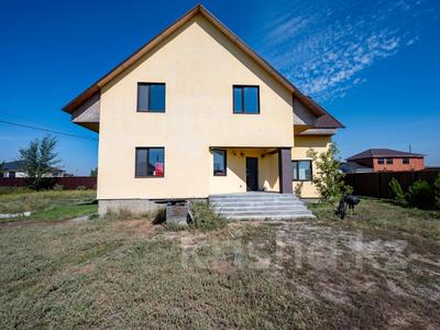 Жеке үй · 6 бөлме · 250.3 м² · 10 жүзд., 13 21, бағасы: 60 млн ₸ в Нурлы