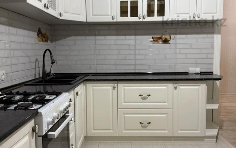 2-комнатная квартира · 78 м² · 4/6 этаж, 32Б мкр 5 за 180 000 ₸ в Актау — фото 2