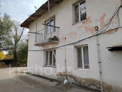 2-комнатная квартира · 38 м² · 2/2 этаж, Абая 15 за 4.5 млн 〒 в Акбастау