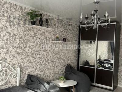 1-комнатная квартира, 32 м², 2/4 этаж помесячно, Ленина 83 за 125 000 〒 в Рудном